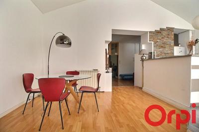 Appartement - 95 m² - 3 pièces