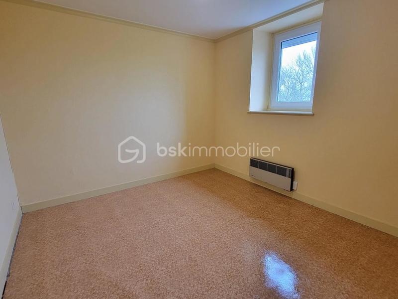 Maison en pierre - 137 m² - 7 pièces