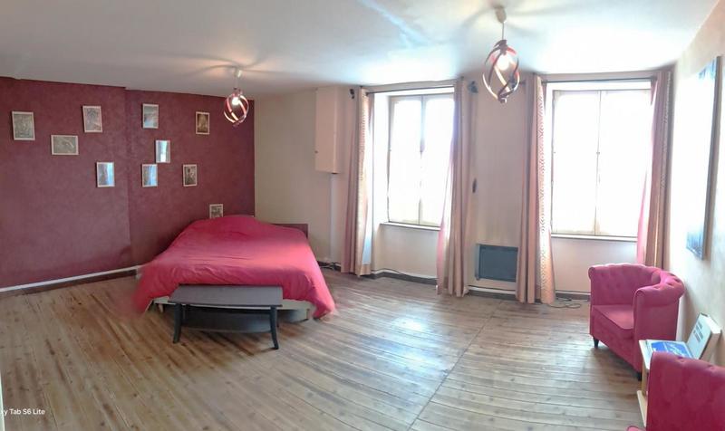 Maison - 274 m² - 8 pièces