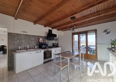 Maison - 77 m² - 3 pièces