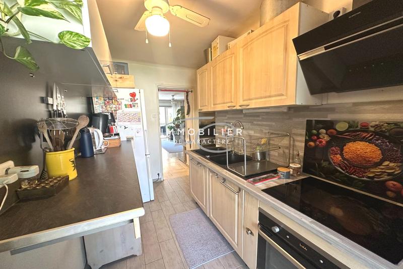 Appartement - 82 m² - 4 pièces