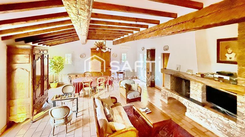 Maison - 170 m² - 6 pièces