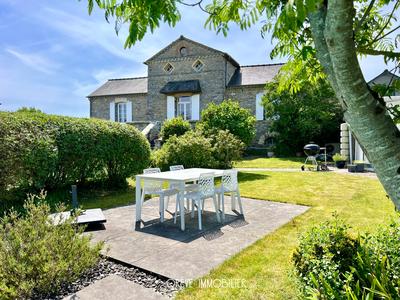 Maison - 190 m² - 8 pièces