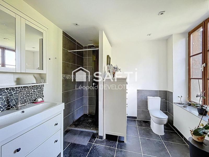 Maison - 166 m² - 7 pièces