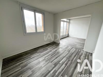 Appartement - 79 m² - 5 pièces