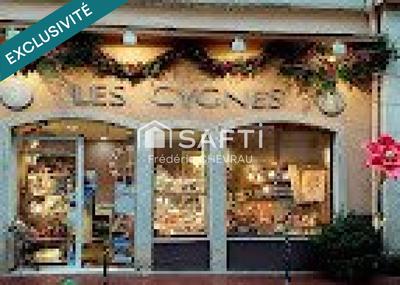 Local commercial - 90 m² - 3 pièces