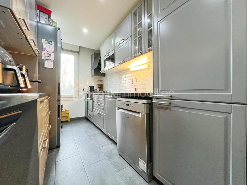 Appartement - 82 m² - 4 pièces