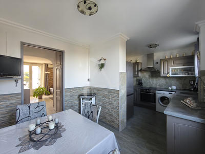 Viager - Appartement - 77 m² - 5 pièces