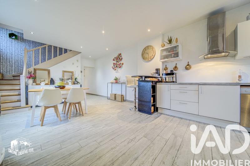 Maison - 80 m² - 4 pièces