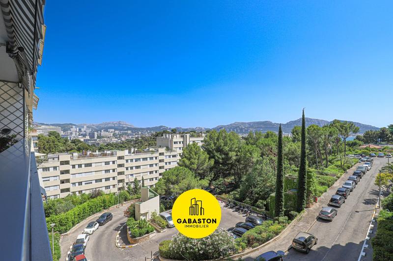 Appartement - 144 m² - 3 pièces