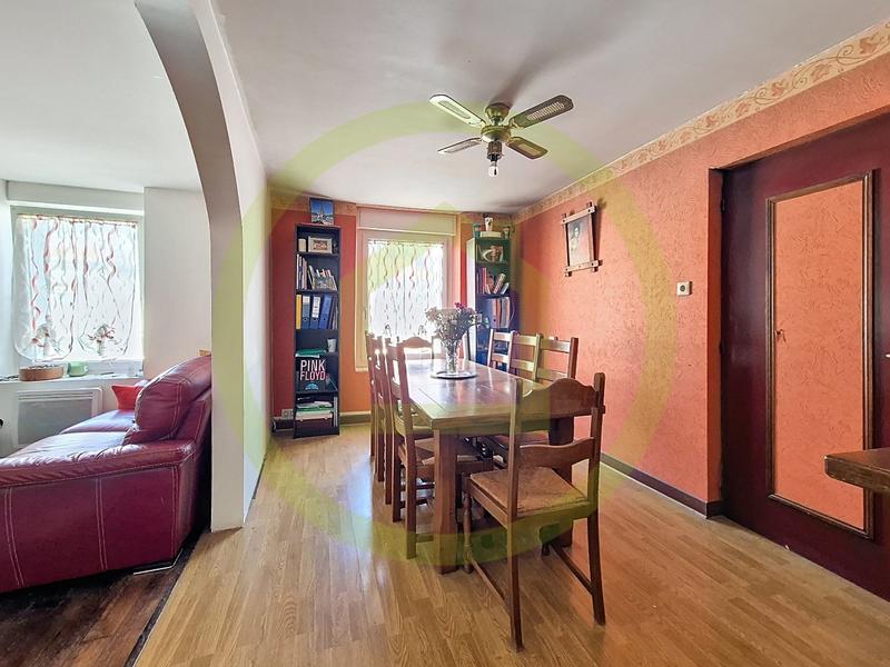 Maison - 104 m² - 5 pièces