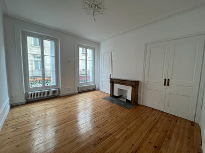 Appartement - 89 m² - 3 pièces