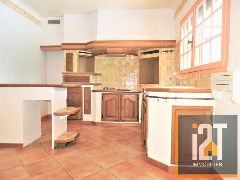 Mas - 220 m² - 7 pièces