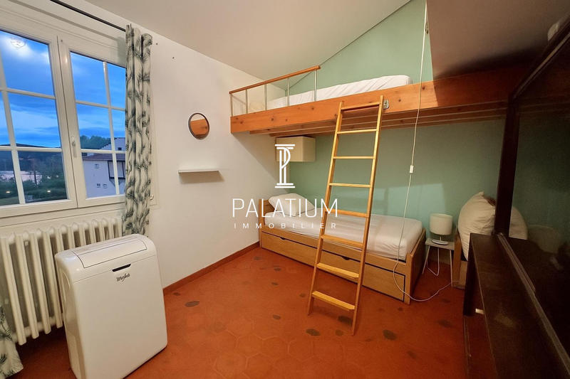 Appartement - 81 m² - 5 pièces