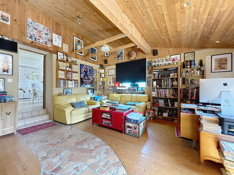 Maison - 160 m² - 7 pièces