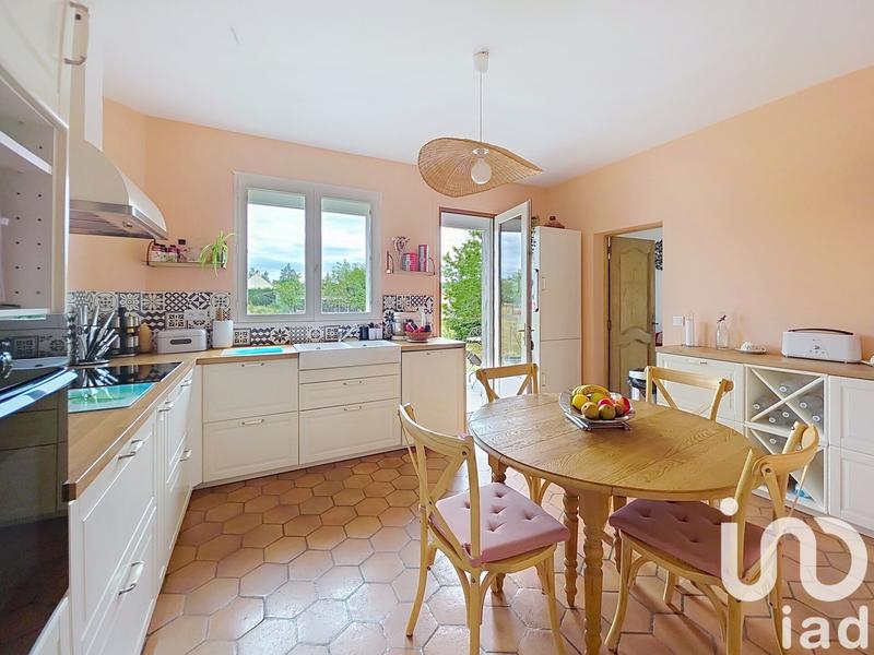 Maison - 200 m² - 8 pièces