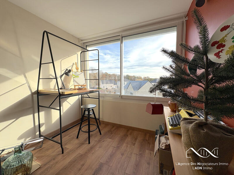 Appartement - 96 m² - 5 pièces