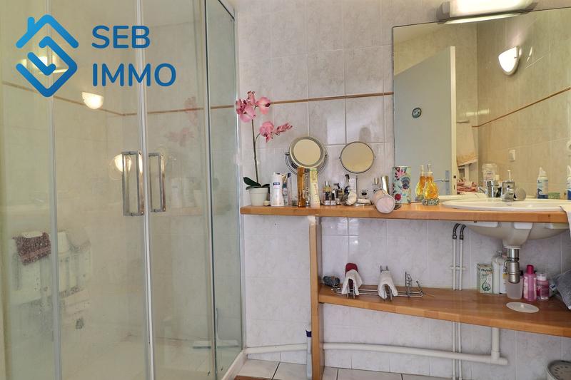 Appartement - 70 m² - 3 pièces