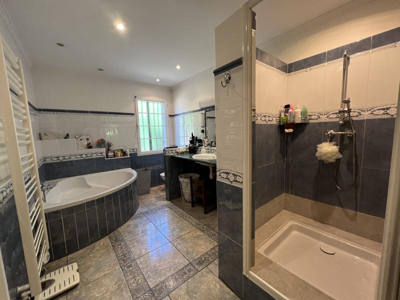 Maison contemporaine - 148 m² - 5 pièces