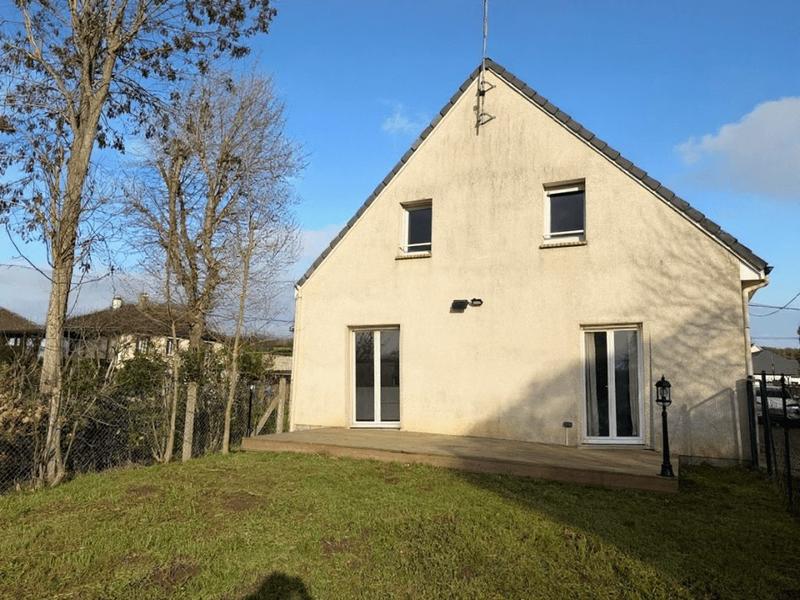 Maison traditionnelle - 82 m² - 4 pièces