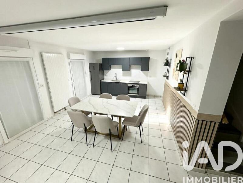 Maison - 83 m² - 5 pièces