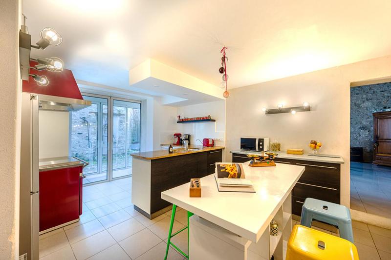 Maison - 262 m² - 8 pièces