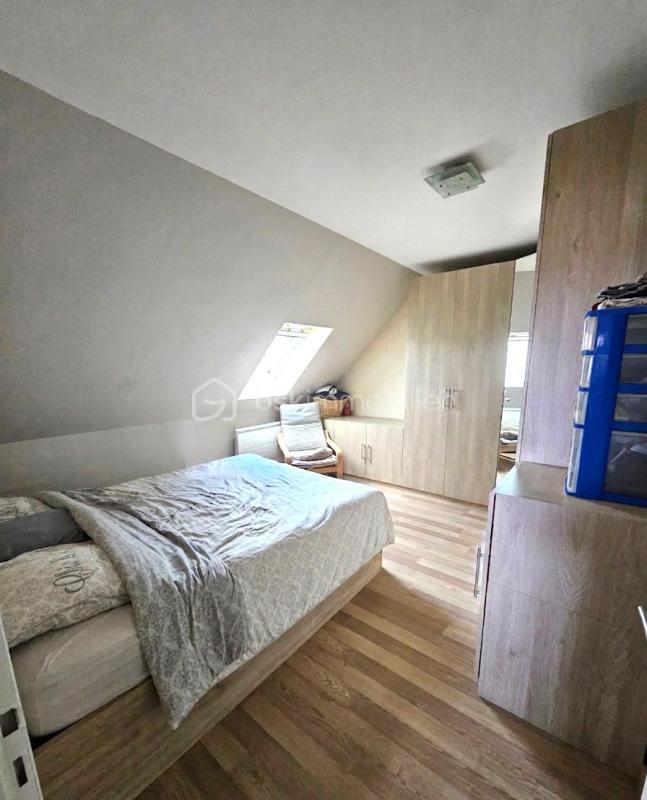 Maison jumelée - 93 m² - 5 pièces