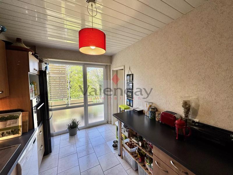 Appartement - 76 m² - 4 pièces