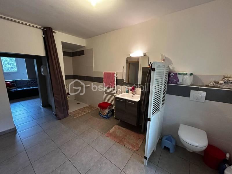 Appartement - 70 m² - 2 pièces