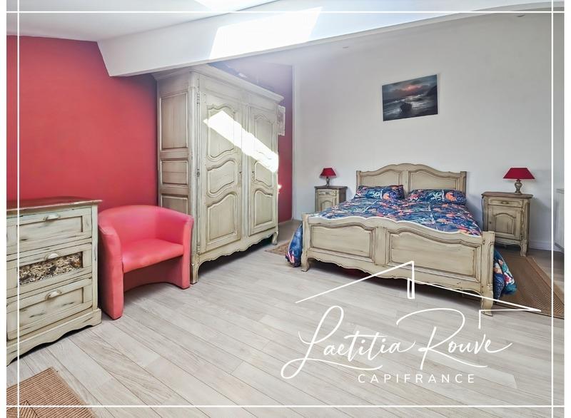 Appartement - 254 m² - 6 pièces