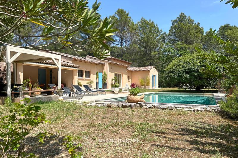 Villa - 210 m² - 7 pièces