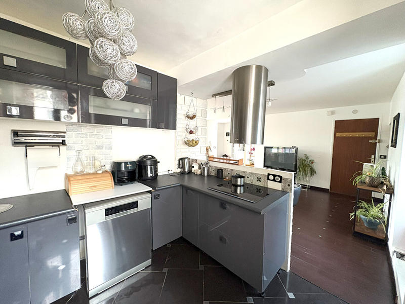 Appartement - 64 m² - 3 pièces