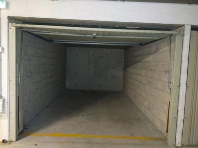 Garage - 11 m²