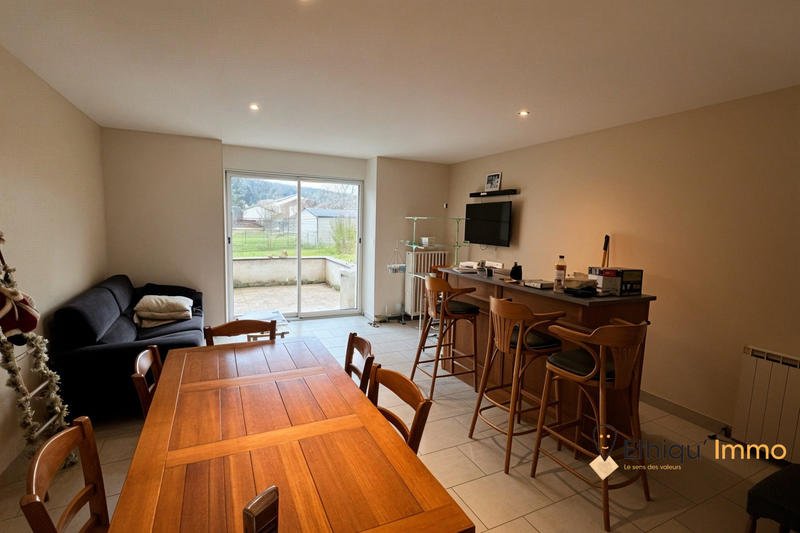 Maison - 500 m² - 6 pièces