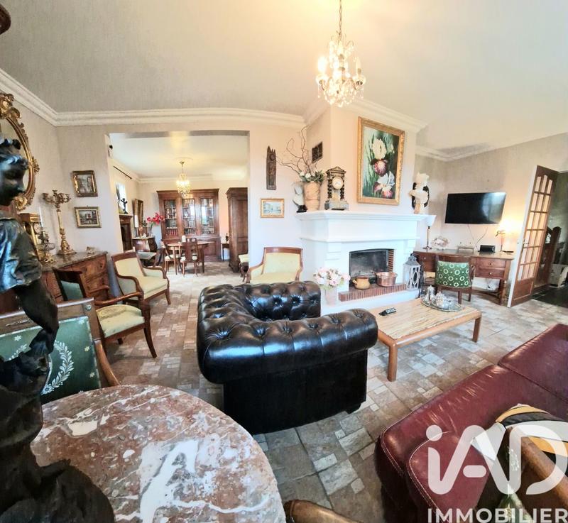 Maison - 189 m² - 6 pièces