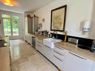 Maison traditionnelle - 170 m² - 4 pièces