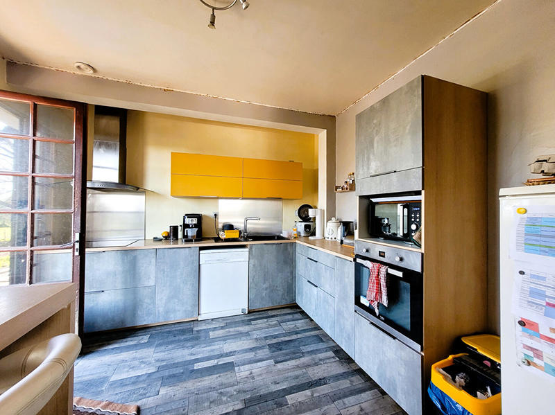 Maison - 177 m² - 7 pièces