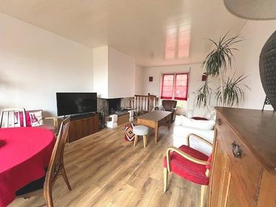 Maison - 122 m² - 6 pièces