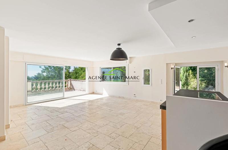 Duplex - 157 m² - 5 pièces