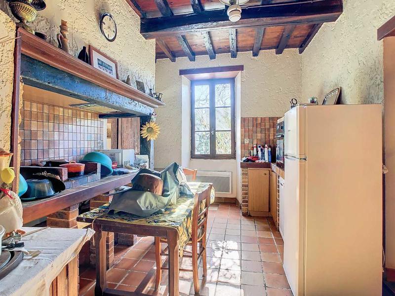 Maison - 236 m² - 7 pièces