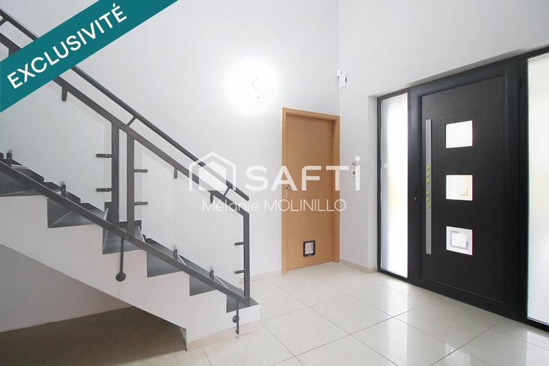 Maison - 260 m² - 12 pièces