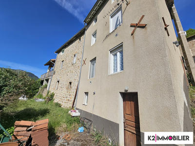 Maison - 80 m² - 6 pièces