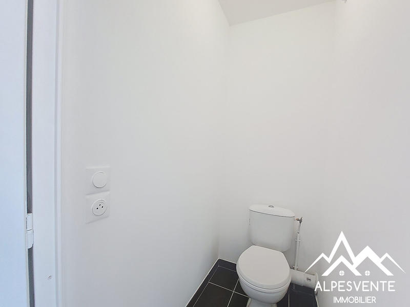 Appartement - 77 m² - 4 pièces