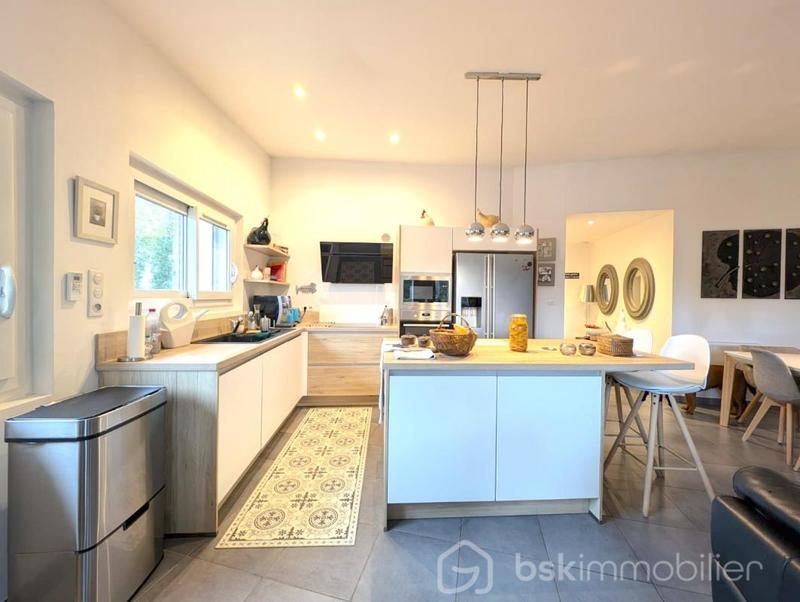 Appartement - 121 m² - 4 pièces