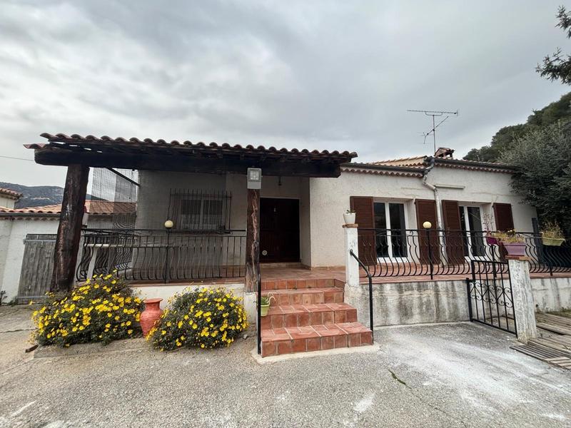 Maison - 103 m² - 4 pièces