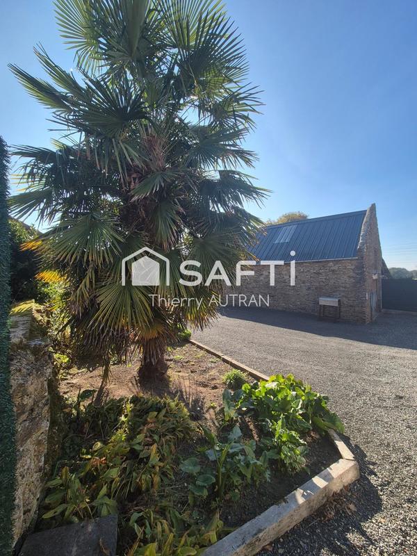 Maison - 216 m² - 9 pièces