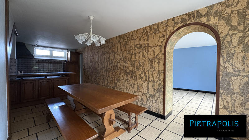 Appartement - 80 m² - 4 pièces