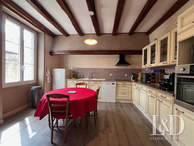 Maison - 155 m² - 7 pièces