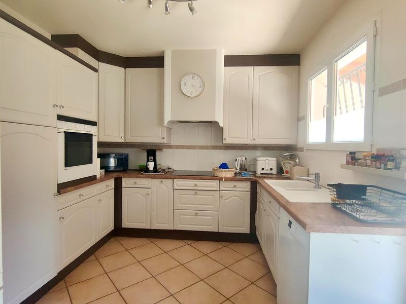 Maison - 98 m² - 3 pièces