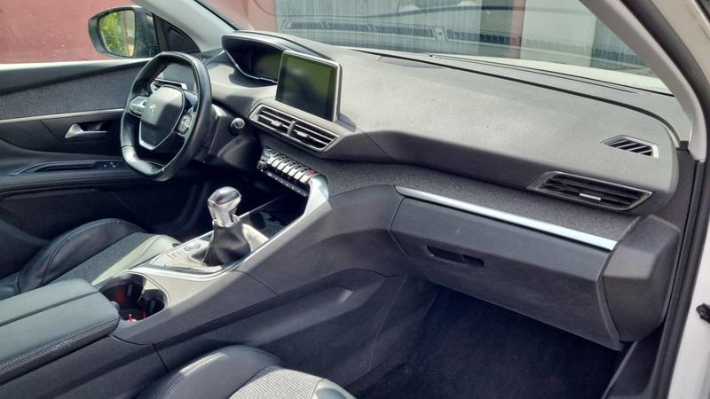 Peugeot 3008 1.2 PureTech 130 Allure Business - Entretien constructeur